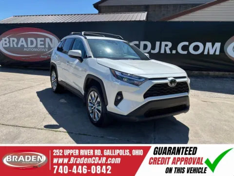 White 2022 Toyota RAV4 XLE Premium for sale in Gallipolis, OH