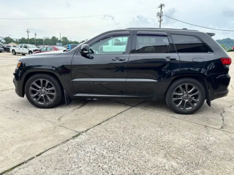 More photos of 2019 Jeep Grand Cherokee High Altitude at Braden Chrysler Dodge Jeep Ram, OH