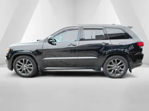 More photos of 2019 Jeep Grand Cherokee High Altitude at Braden Chrysler Dodge Jeep Ram, OH