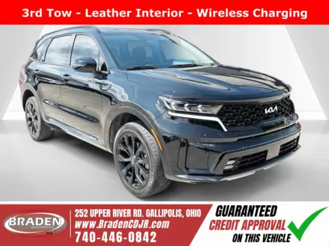 Black 2023 Kia Sorento SX for sale in Gallipolis, OH