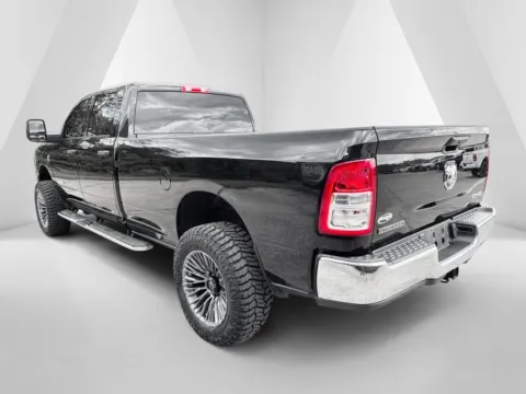 More photos of 2024 Ram 3500 Big Horn at Braden Chrysler Dodge Jeep Ram, OH