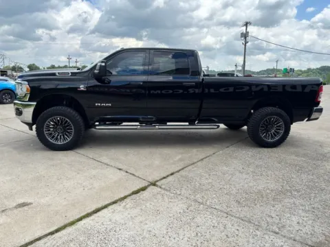More photos of 2024 Ram 3500 Big Horn at Braden Chrysler Dodge Jeep Ram, OH