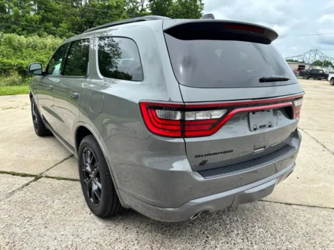 More photos of 2026 Dodge Durango GT Premium HEMI V8 at Braden Chrysler Dodge Jeep Ram, OH