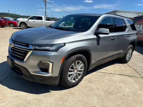 Another view of 2023 Chevrolet Traverse LT for sale in Gallipolis, OH at Braden Chrysler Dodge Jeep Ram