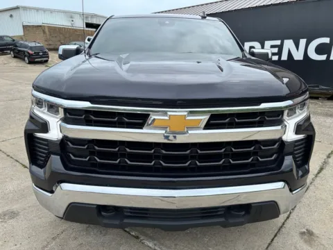 Photos of 2023 Chevrolet Silverado 1500 LT for sale in Gallipolis, OH at Braden Chrysler Dodge Jeep Ram