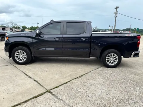 More photos of 2023 Chevrolet Silverado 1500 LT at Braden Chrysler Dodge Jeep Ram, OH