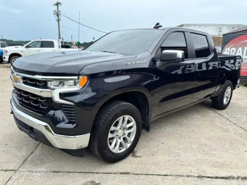Another view of 2023 Chevrolet Silverado 1500 LT for sale in Gallipolis, OH at Braden Chrysler Dodge Jeep Ram