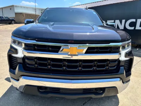 Photos of 2023 Chevrolet Silverado 1500 LT for sale in Gallipolis, OH at Braden Chrysler Dodge Jeep Ram