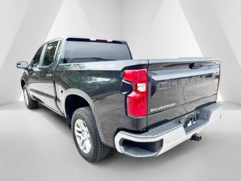 More photos of 2023 Chevrolet Silverado 1500 LT at Braden Chrysler Dodge Jeep Ram, OH