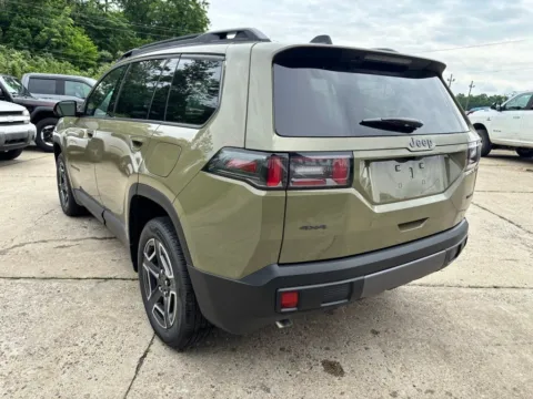 More photos of 2026 Jeep Cherokee Limited at Braden Chrysler Dodge Jeep Ram, OH