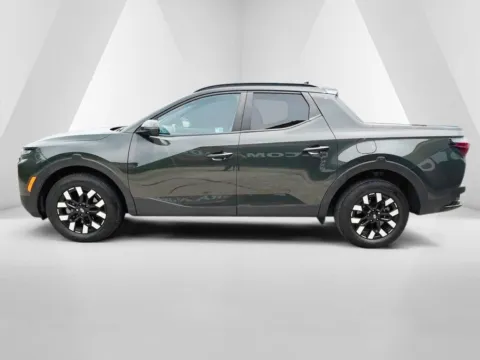 More photos of 2025 Hyundai Santa Cruz SEL at Braden Chrysler Dodge Jeep Ram, OH