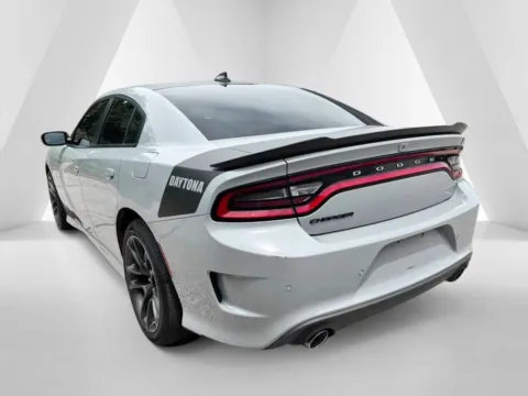 More photos of 2021 Dodge Charger R/T at Braden Chrysler Dodge Jeep Ram, OH