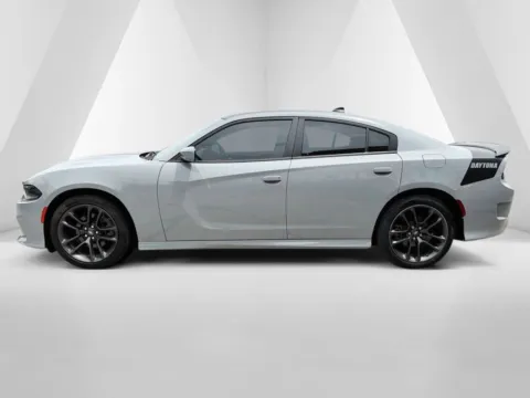 More photos of 2021 Dodge Charger R/T at Braden Chrysler Dodge Jeep Ram, OH