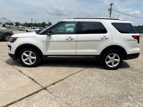 More photos of 2018 Ford Explorer XLT at Braden Chrysler Dodge Jeep Ram, OH