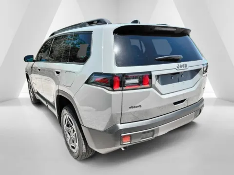 More photos of 2026 Jeep Cherokee Laredo at Braden Chrysler Dodge Jeep Ram, OH