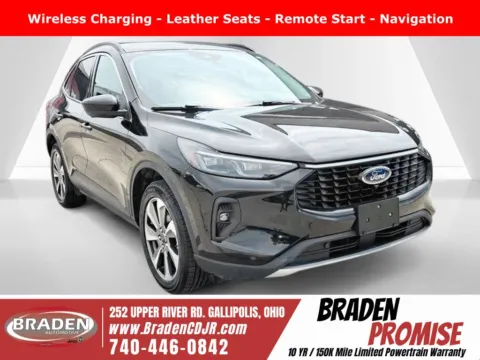 Black 2024 Ford Escape Platinum for sale in Gallipolis, OH