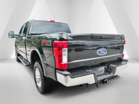 More photos of 2019 Ford F-350SD XL at Braden Chrysler Dodge Jeep Ram, OH