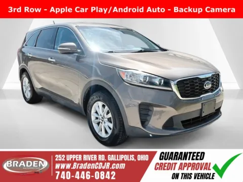 Brown 2019 Kia Sorento LX for sale in Gallipolis, OH