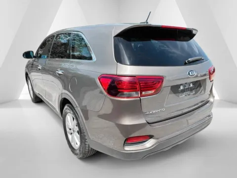 More photos of 2019 Kia Sorento LX at Braden Chrysler Dodge Jeep Ram, OH