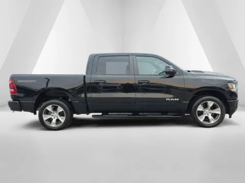 More photos of 2023 Ram 1500 Laramie at Braden Chrysler Dodge Jeep Ram, OH