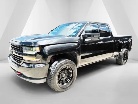 Another view of 2016 Chevrolet Silverado 1500 Custom for sale in Gallipolis, OH at Braden Chrysler Dodge Jeep Ram