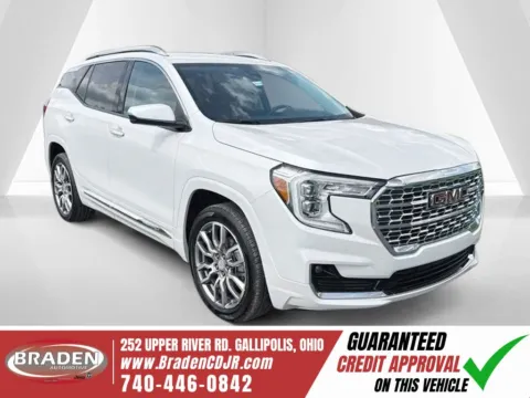 White 2024 GMC Terrain Denali for sale in Gallipolis, OH