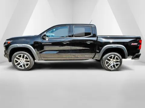 More photos of 2023 Chevrolet Colorado Z71 at Braden Chrysler Dodge Jeep Ram, OH