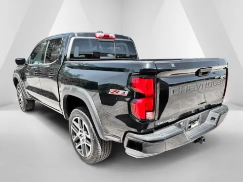 More photos of 2023 Chevrolet Colorado Z71 at Braden Chrysler Dodge Jeep Ram, OH