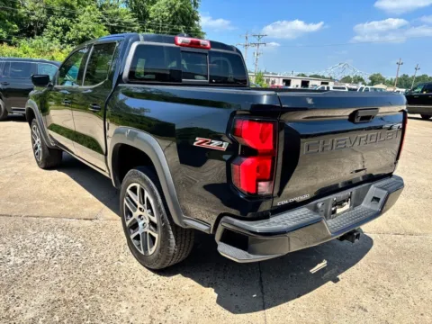 More photos of 2023 Chevrolet Colorado Z71 at Braden Chrysler Dodge Jeep Ram, OH