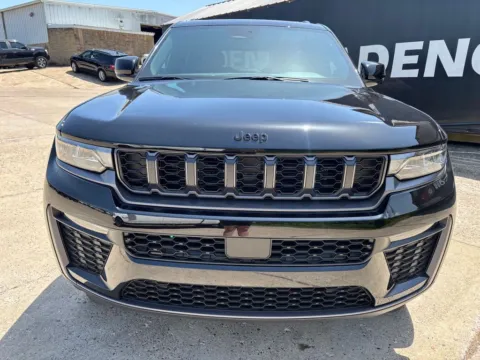 Photos of 2026 Jeep Grand Cherokee L Limited for sale in Gallipolis, OH at Braden Chrysler Dodge Jeep Ram