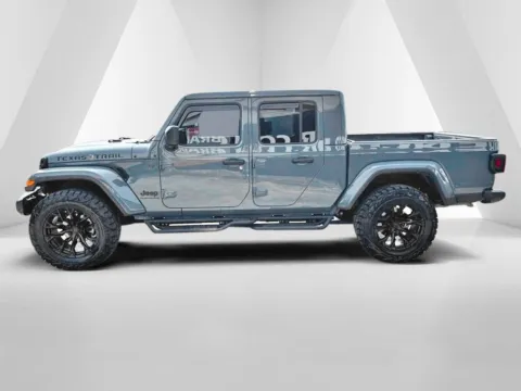 More photos of 2025 Jeep Gladiator Texas Trail at Braden Chrysler Dodge Jeep Ram, OH