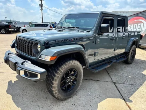 Another view of 2025 Jeep Gladiator Texas Trail for sale in Gallipolis, OH at Braden Chrysler Dodge Jeep Ram