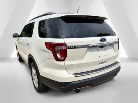 More photos of 2018 Ford Explorer XLT at Braden Chrysler Dodge Jeep Ram, OH