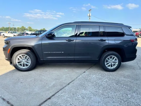 More photos of 2026 Jeep Grand Cherokee L Laredo at Braden Chrysler Dodge Jeep Ram, OH
