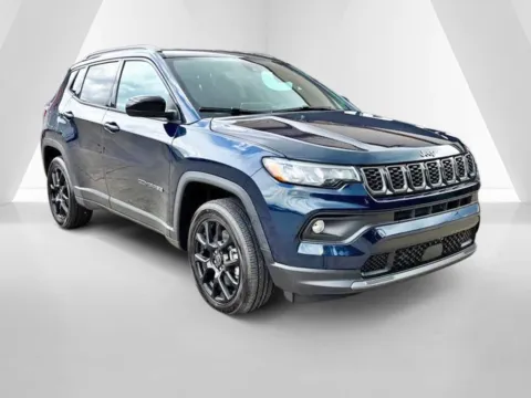 Blue 2026 Jeep Compass Latitude for sale in Gallipolis, OH