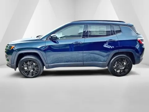 More photos of 2026 Jeep Compass Latitude at Braden Chrysler Dodge Jeep Ram, OH