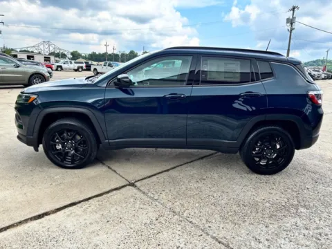 More photos of 2026 Jeep Compass Latitude at Braden Chrysler Dodge Jeep Ram, OH
