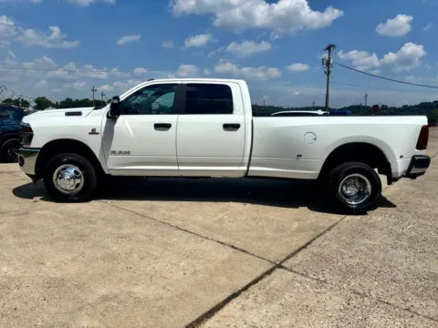 More photos of 2026 Ram 3500 Big Horn at Braden Chrysler Dodge Jeep Ram, OH