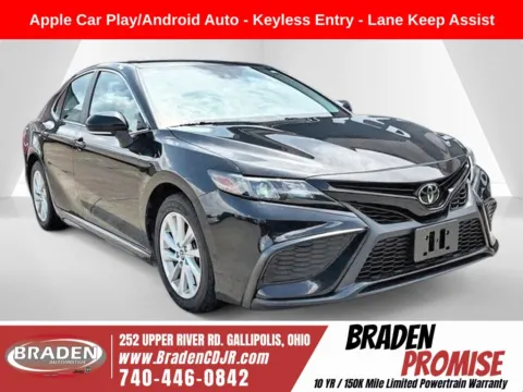 Black 2024 Toyota Camry SE for sale in Gallipolis, OH