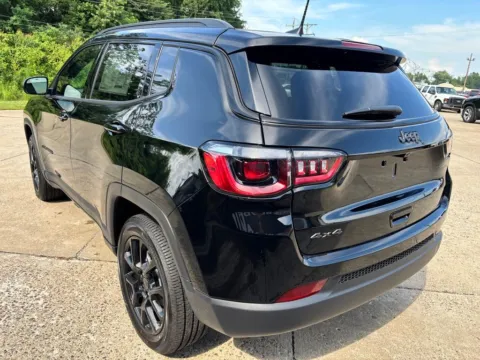 More photos of 2026 Jeep Compass Latitude at Braden Chrysler Dodge Jeep Ram, OH