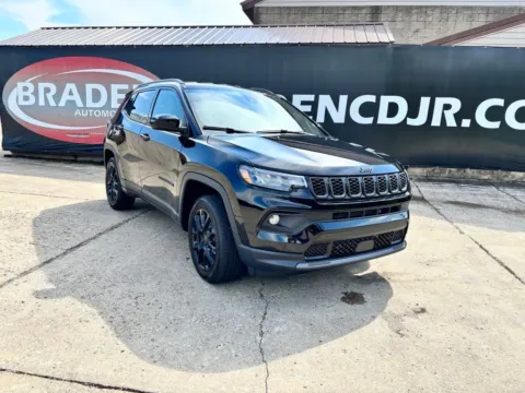 Black 2026 Jeep Compass Latitude for sale in Gallipolis, OH