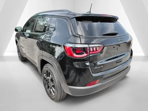More photos of 2026 Jeep Compass Latitude at Braden Chrysler Dodge Jeep Ram, OH