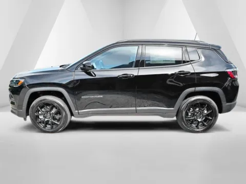 More photos of 2026 Jeep Compass Latitude at Braden Chrysler Dodge Jeep Ram, OH