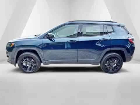 More photos of 2026 Jeep Compass Latitude at Braden Chrysler Dodge Jeep Ram, OH