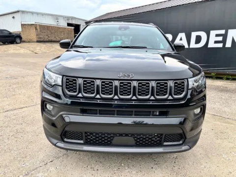 Photos of 2026 Jeep Compass Latitude for sale in Gallipolis, OH at Braden Chrysler Dodge Jeep Ram