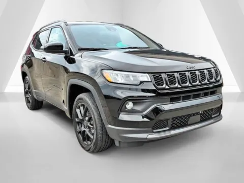 Black 2026 Jeep Compass Latitude for sale in Gallipolis, OH