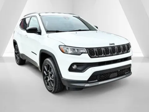 White 2026 Jeep Compass Latitude for sale in Gallipolis, OH