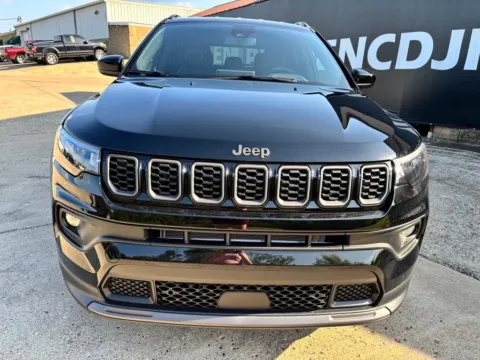 Photos of 2026 Jeep Compass Latitude for sale in Gallipolis, OH at Braden Chrysler Dodge Jeep Ram