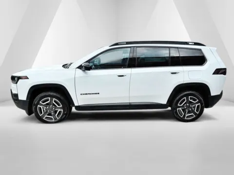 More photos of 2026 Jeep Cherokee Laredo at Braden Chrysler Dodge Jeep Ram, OH