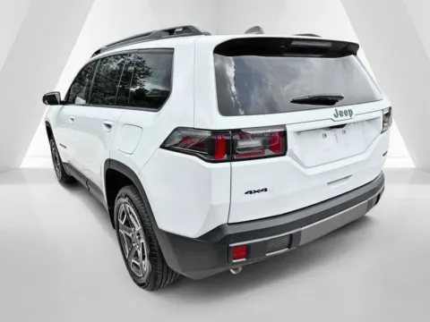 More photos of 2026 Jeep Cherokee Laredo at Braden Chrysler Dodge Jeep Ram, OH